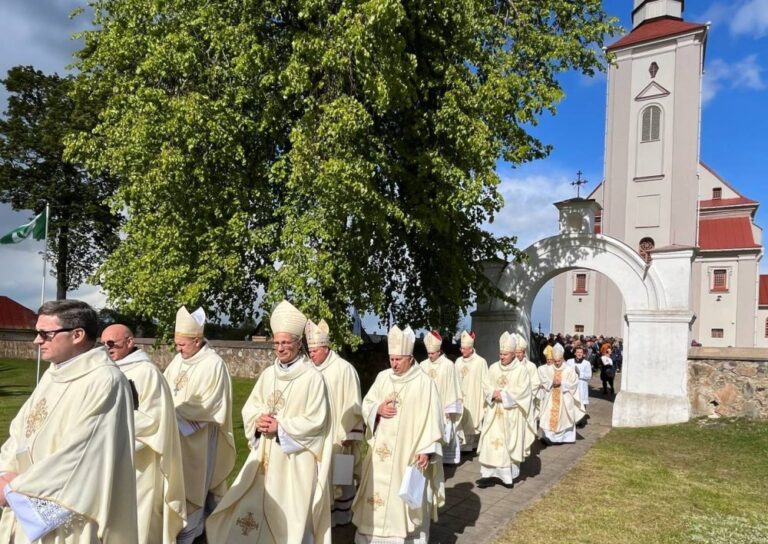 Videniškių parapijos bažnyčioje paminėtas pal. Mykolo Giedraičio gimimo 600 metų jubiliejus