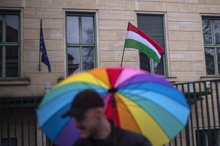 Vengrijos policija uždraudė LGBT eitynes Budapešte