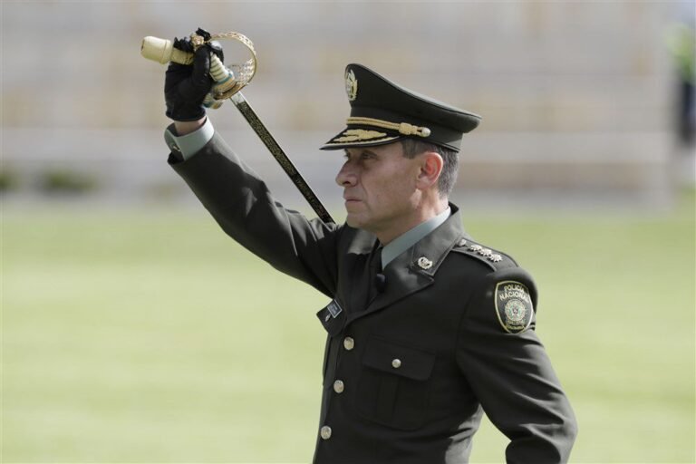 Kolumbijos policijos viršininkas drąsiai liudija savo tikėjimą