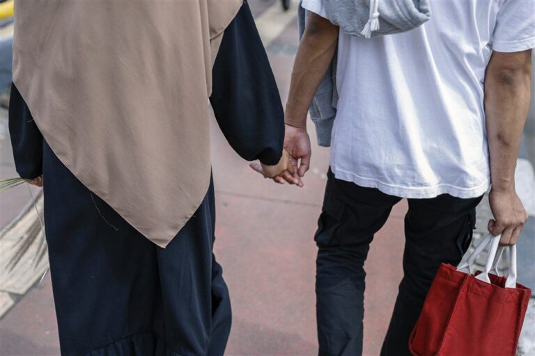 Indonezijos parlamentas pritarė nesantuokinių lytinių santykių draudimui