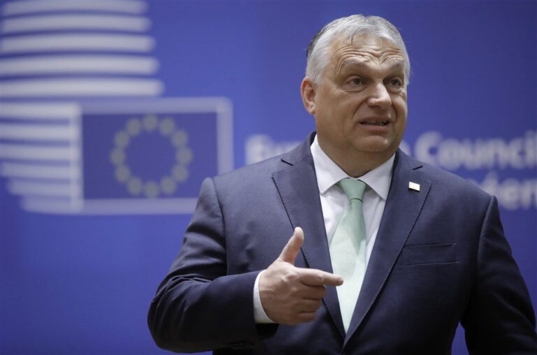 Vengrija sutiko: ES lyderiai pasiekė susitarimą dėl 50 mlrd. eurų ilgalaikės paramos Ukrainai