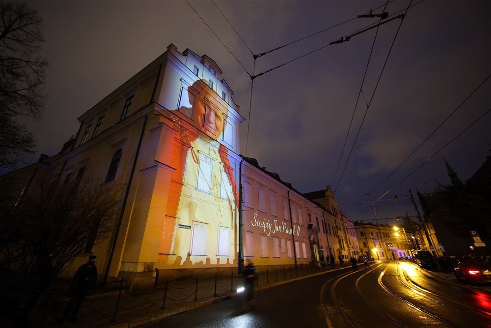 Jono Pauliaus II instaliacija Krokuvoje Lenkijoje / EPA nuotr.