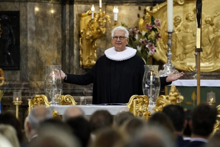 Apklausos teigia, kad 75 proc. vokiečių per Kalėdas neis į bažnyčias