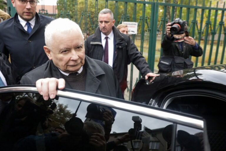 A. Dudos patarėjas: J. Kaczynskis po nesėkmingų rinkimų turėtų trauktis