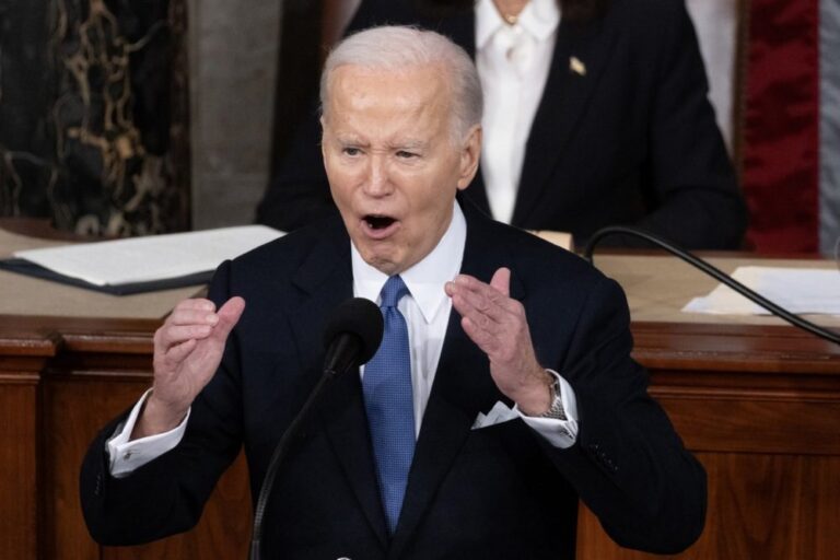 JAV prezidentas Joe Bidenas savo metinę kalbą panaudojo kaip platformą būsimiems rinkimams