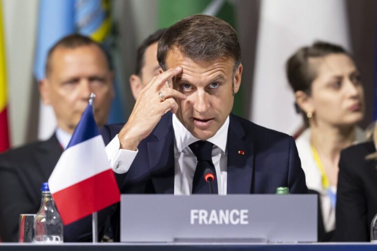 Prancūzijos žemieji parlamento rūmai pritarė eutanazijos įteisinimui