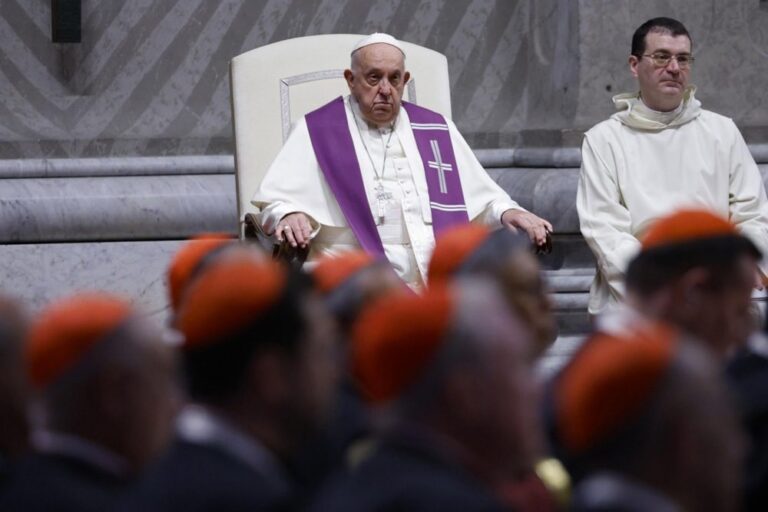 Prieš Sinodą Šv. Petro bazilikoje vyko Atgailos liturgija