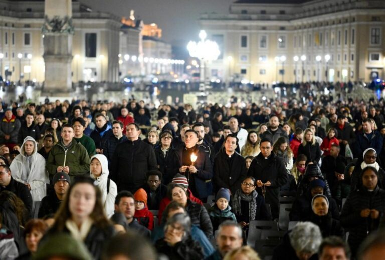 Popiežius Pranciškus išsimiegojo, organizuojama kasdienė malda