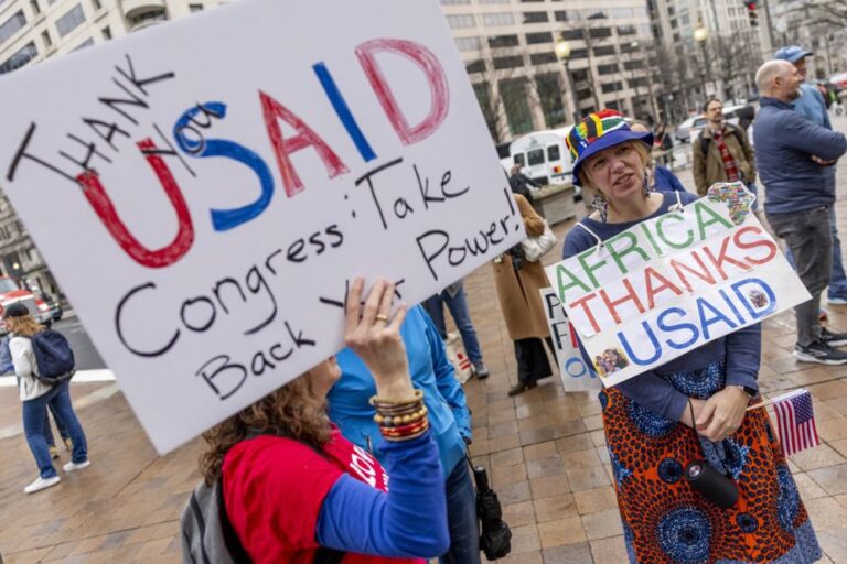 Oficialiai uždaryta USAID
