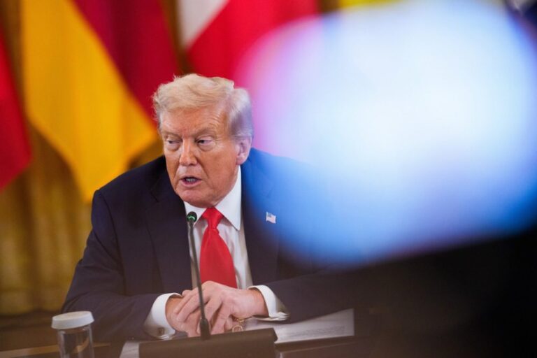 JAV prezidentas Donaldas Trumpas: Ukraina turi susitaikyti su tuo, kad neatgaus prarastų teritorijų