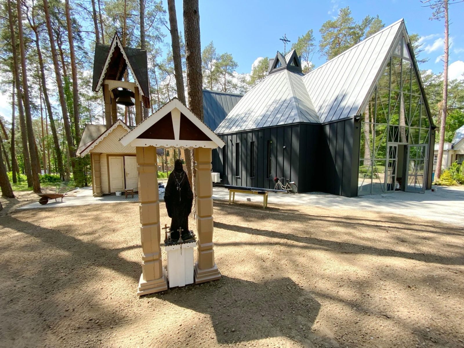 Naujai atstatyta Kulautuvos Švč. Mergelės Marijos bažnyčia