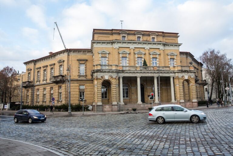 Vilniuje iškils skulptūra Žygimantui Augustui ir Barborai Radvilaitei