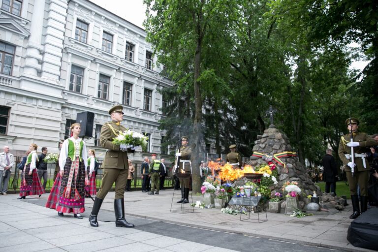 Minimos sovietų okupacijos pirmosios aukos, pasieniečio A. Barausko žūties metinės