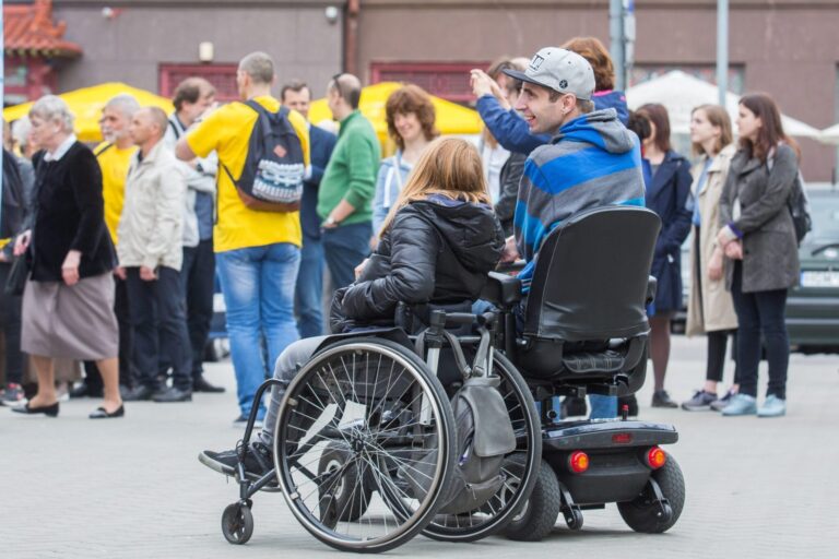 Nematoma kasdienybė: žmonių su negalia problemos, kurias privalome spręsti dabar