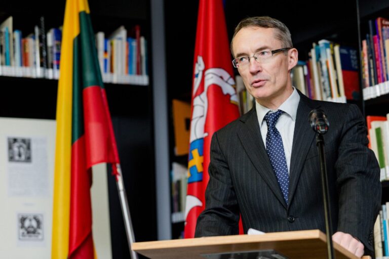 Valdančiųjų nepatvirtintas teisėjas E. Šileikis: ar čia specialiai man tie kabliukai?