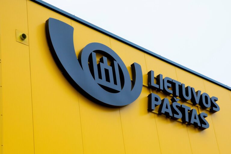 Lietuvos paštas: laiškai ir siuntos nuo kitų metų brangsta 20 proc.