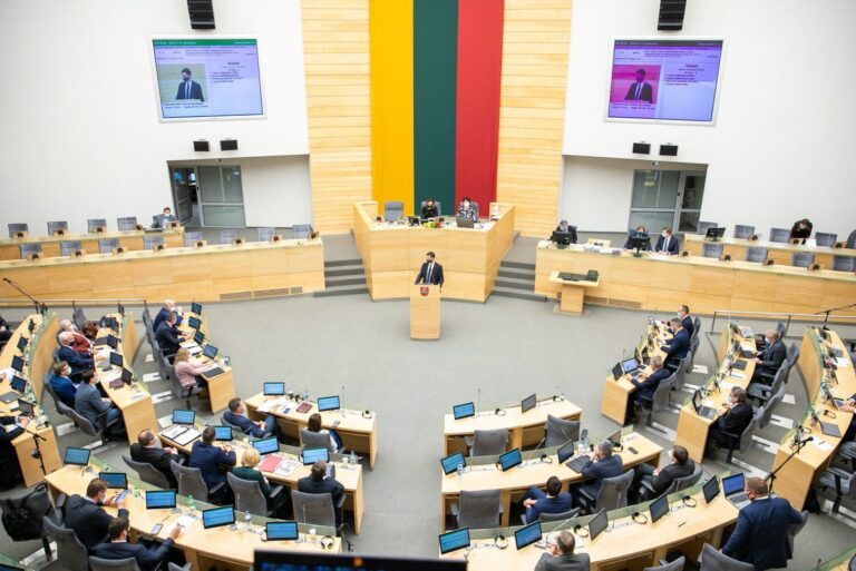 Opozicija atsisako remti „valstiečių” organizuojamą nepasitikėjimą vyriausybe