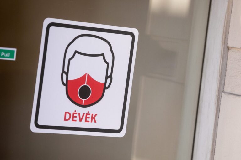 STI: svarbiausia, kad kaukės būtų nuimtos ne tik nuo vaikų, bet ir nuo visų Lietuvos gyventojų veidų