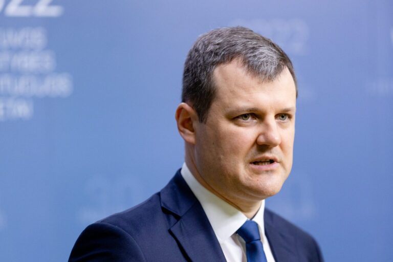 G. Paluckas: karą tarp institucijų sukėlusios komisijos išvadų socialdemokratai nepalaikys