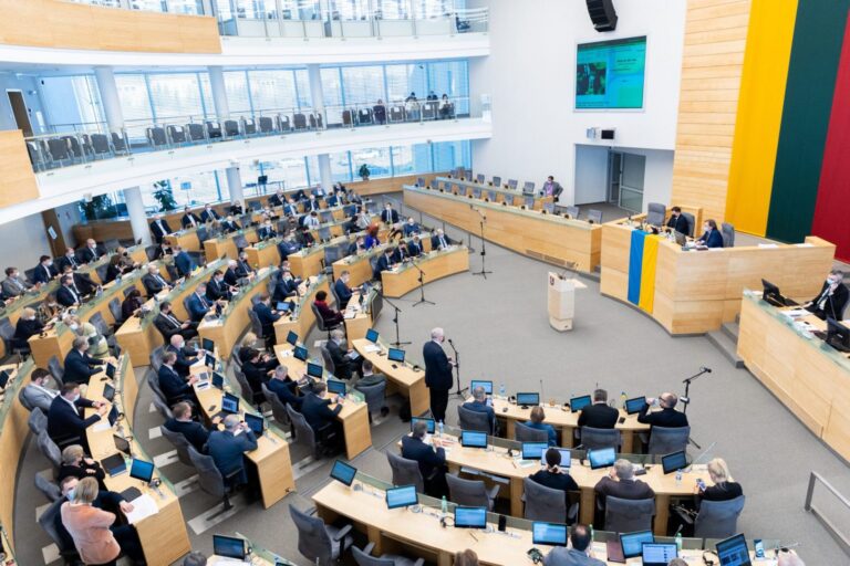 Seimas rinksis į neeilinę sesiją