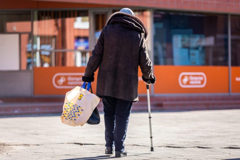 Dėl infliacijos pusė gyventojų apribojo savo išlaidas