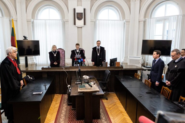 Teisėjai: per maži atlyginimai kelia grėsmę mūsų nepriklausomumui
