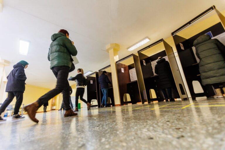 Europos Parlamento rinkimuose nori dalyvauti 18 partijų