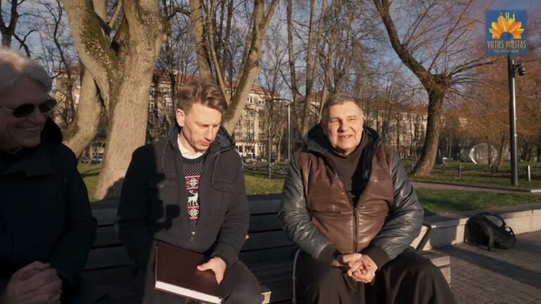 Pasivaikščiojimai po adventinę Klaipėdą su pranciškonais (VI)