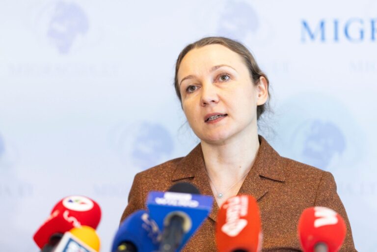 E. Gudzinskaitė: daugėja leidimą gyventi praradusių užsieniečių piktnaudžiavimo atvejų