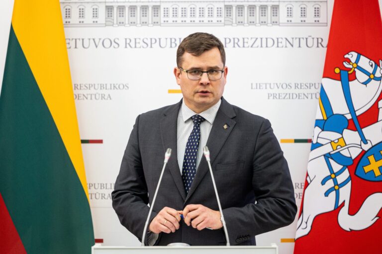Seime prisiekė naujasis krašto apsaugos ministras Laurynas Kasčiūnas
