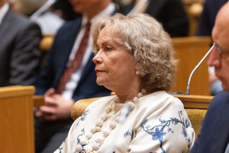 Naujienų telegrafas: Juknevičienės raginimai, drąsa, Lukašenka filosofuoja