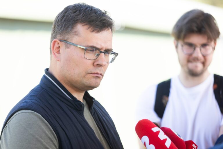 Politinių partijų reitingų lyderiais tapo konservatoriai