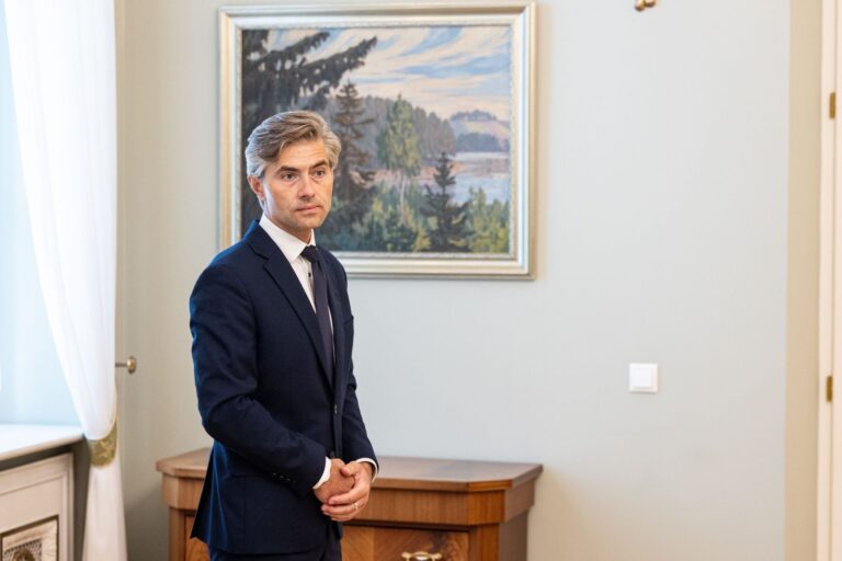 Lietuvos diplomatijos vadovas socialiniame tinkle užsipuolė Vengrijos užsienio reikalų ministrą