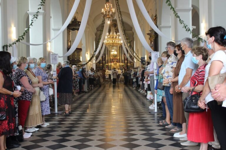 Prasidėjo jubiliejiniai palaimintojo Jurgio Matulaičio atlaidai