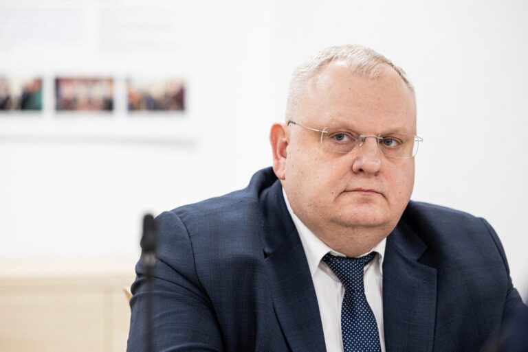 VSD pranešėjas sako įtaręs, kad vadovai galėjo padaryti pažeidimą ar net nusikaltimą