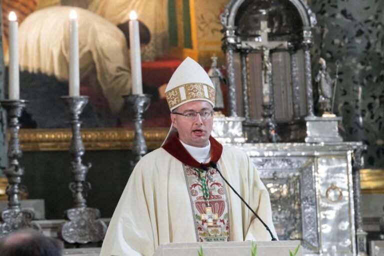 Arkivyskupas Visvaldas Kulbokas: malda gali perkeisti istorijos eigą