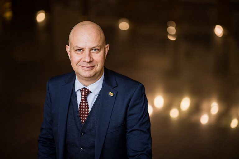 Valstiečiai atšaukia A. Verygos kandidatūrą į prezidentus, rems I. Vėgėlę