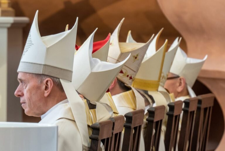 Lietuvos vyskupai rinkosi į posėdį: daug dėmesio skirta Sinodiniam keliui