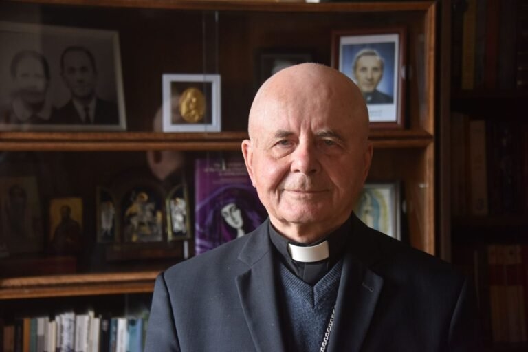 Kardinolas S. Tamkevičius SJ jaunimui: svarbiausia žinia, kurią norėčiau Jums palikti – branginkite savo šaknis ir laisvę