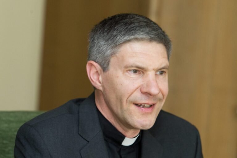 Arkivyskupas Lionginas Virbalas SJ. Švenčiausioji Trejybė