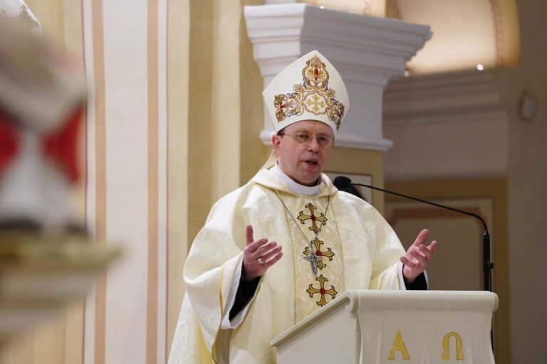 Telšių vyskupas Algirdas Jurevičius. „Siekite to, kas aukštybėse!”