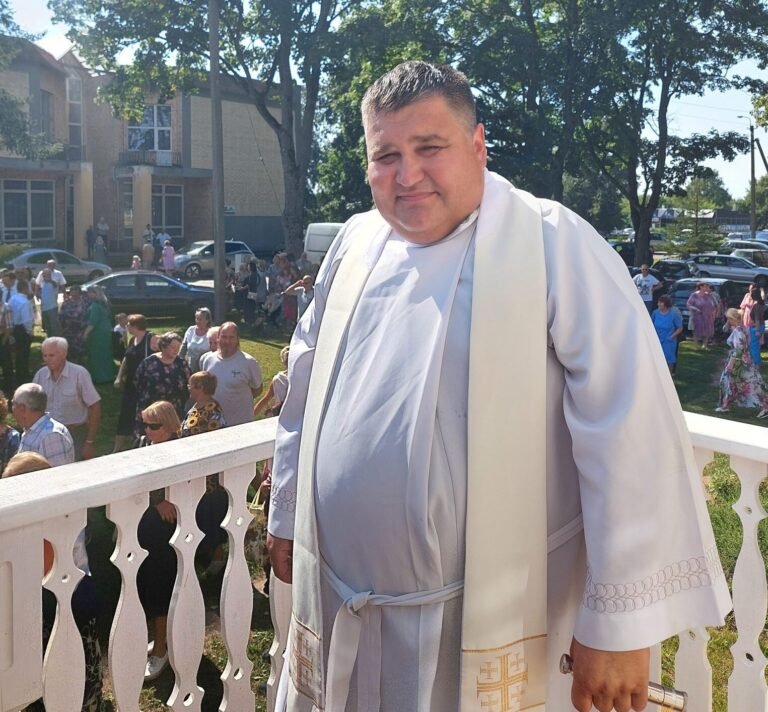 Josvainių ir Pernaravos parapijų tikintieji nesulaukė paskirtojo klebono