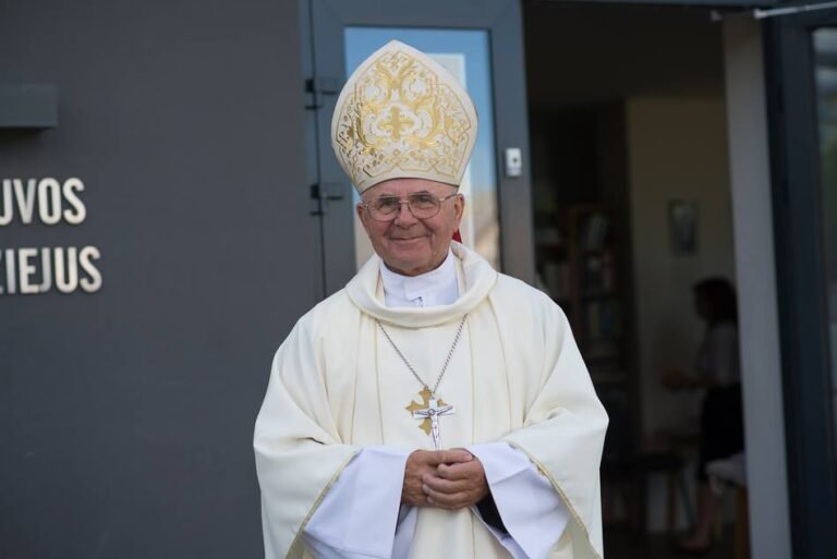 Kardinolas Sigitas Tamkevičius. Švenčiame Jėzaus Gimimą