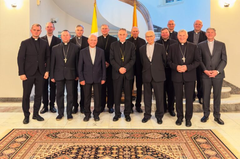 Į Lietuvą atvyko naujasis apaštalinis nuncijus Baltijos šalims arkiv. G. Gansweinas