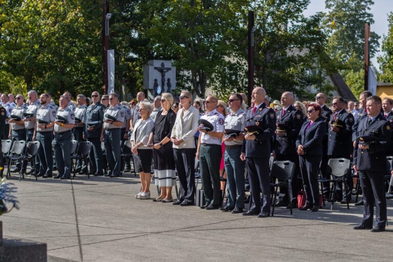 Šiaulių vyskupas koadjutorius Darius Trijonis Šiluvoje vadovavo Mišioms už statutinius pareigūnus