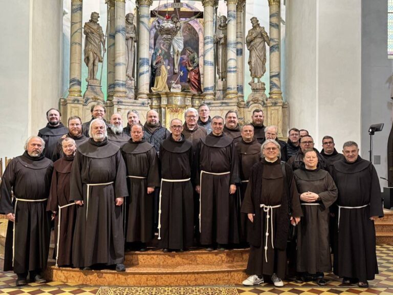 Mažesniųjų brolių ordino Lietuvos šv. Kazimiero provincijos ministru perrinktas kun. Evaldas Darulis OFM