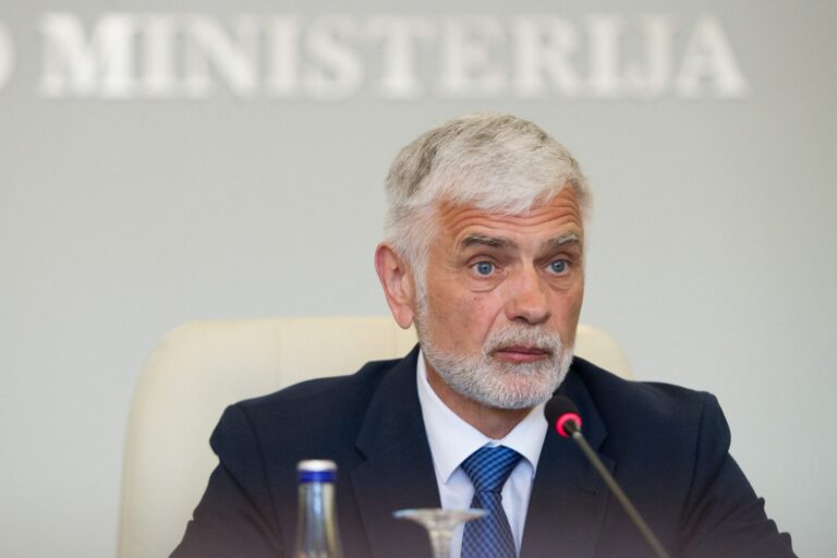 Gargždų gyventojai balsuoja, ar atsisakyti P. Cvirkos, J. Janonio ir Butkų Juzės gatvių