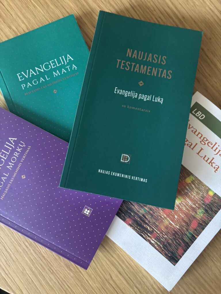 Kunigas Gabrielius Satkauskas su Lietuvos Biblijos draugija nori išleisti Evangelija ligoniams