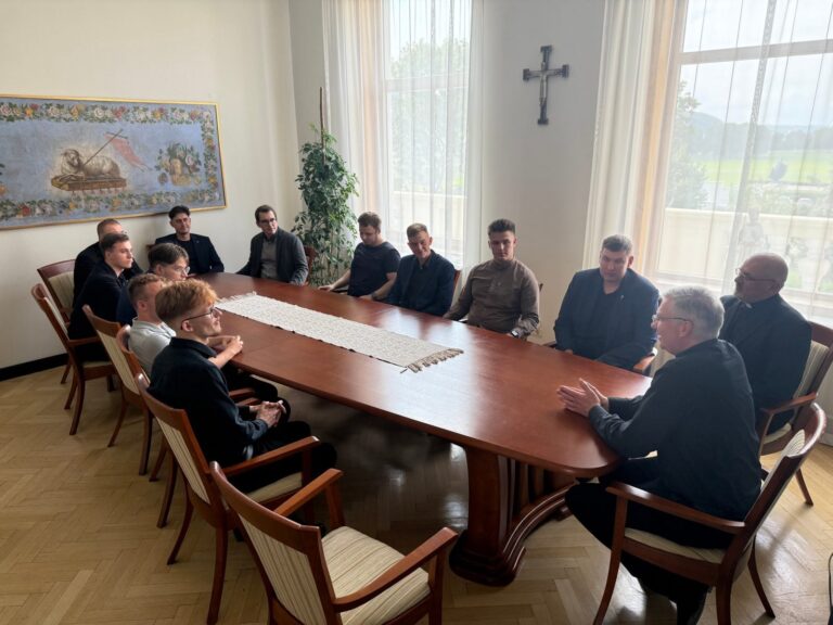 Kauno arkivyskupas metropolitas Kęstutis Kėvalas susitiko su seminaristais