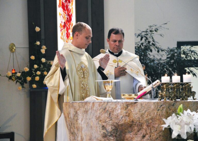 Telšių vyskupas atliko kunigų paskyrimus